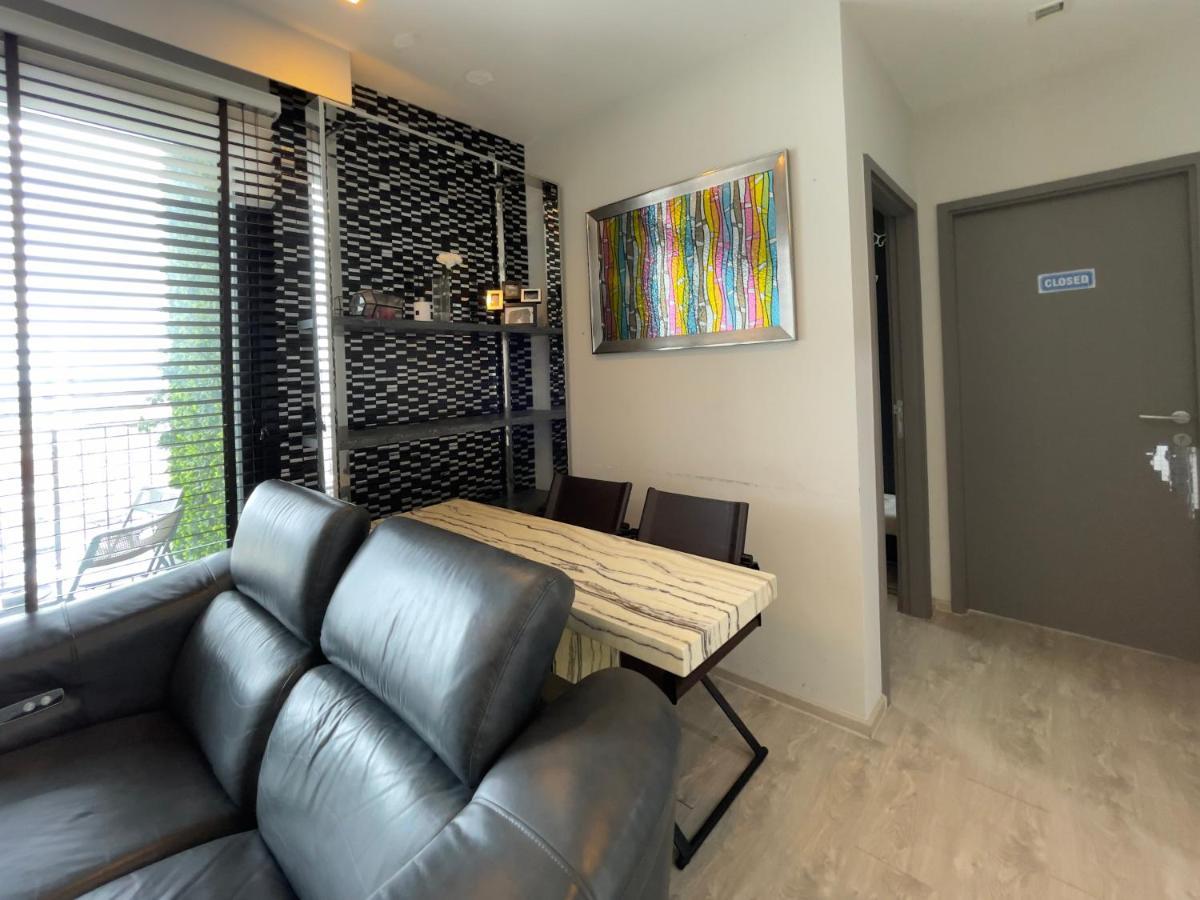 Apartment The Base Deluxe Kingsize Pattaya